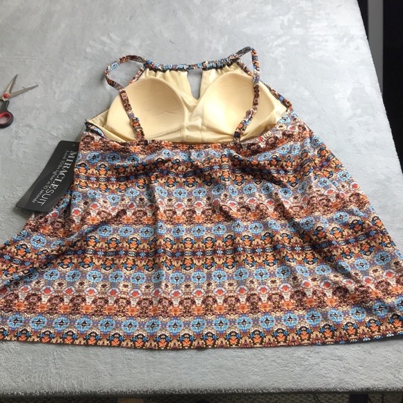 Miraclesuit Aztec Metallic Print Tankni Top Size 14 New - Picture 6 of 10